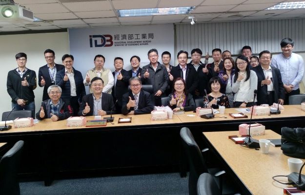 2019/12/27 台灣 LED 照明產業聯盟會員拜會經濟部工業局